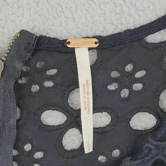 Free People Womens Sleeveless Striped Ruffle Hem Top Size Small  7CT - Picture 4 of 7